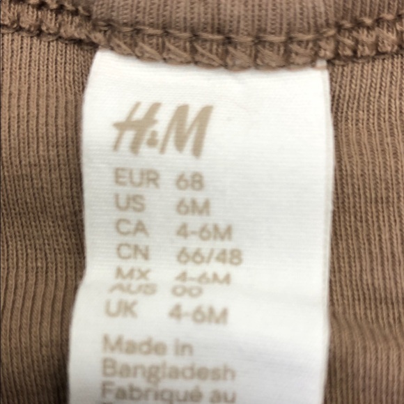 H&M Baby 3-Piece Bundle – Size 4-6 Months (2 Bodysuits + Long-Sleeve Shirt) - Picture 5 of 14